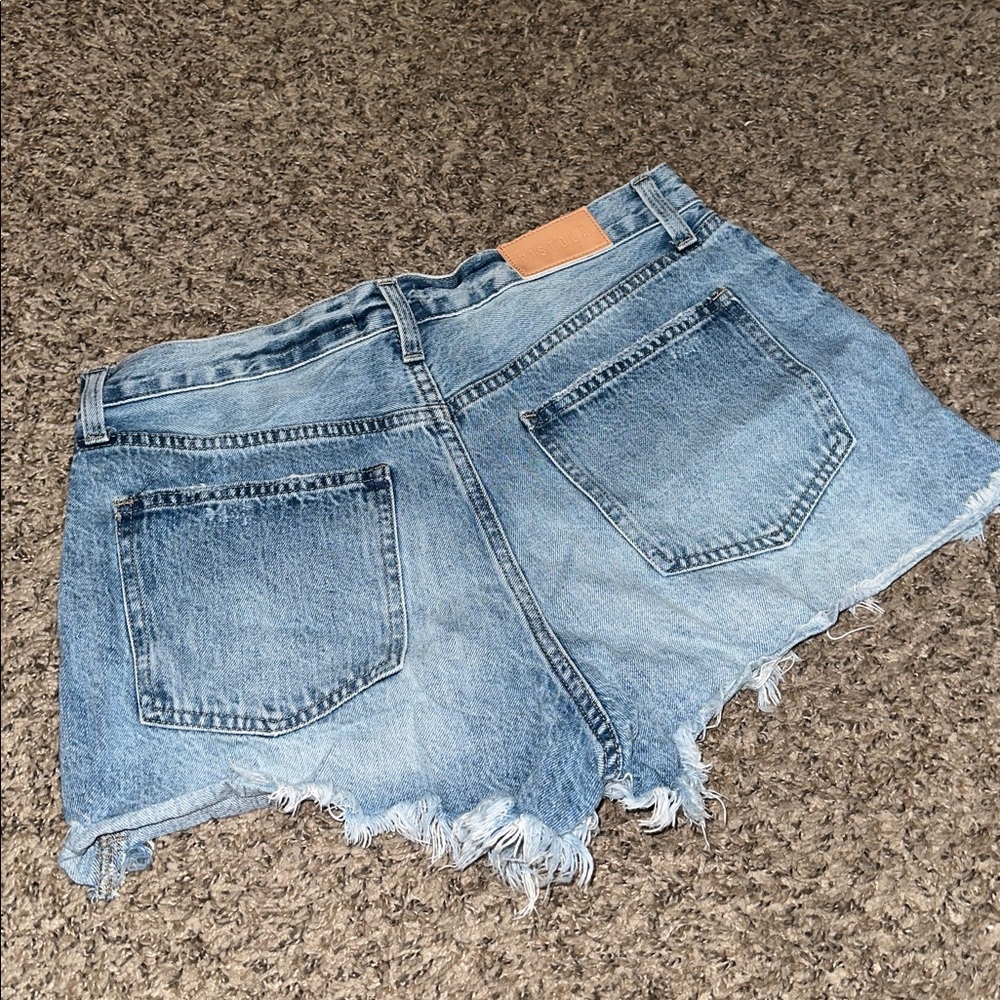Pistola Denim Frayed Hem Women Shorts - Picture 4 of 6